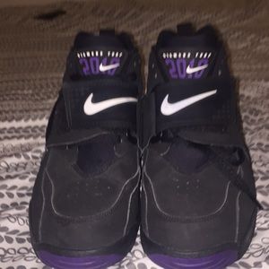 Nike Diamond Turfs